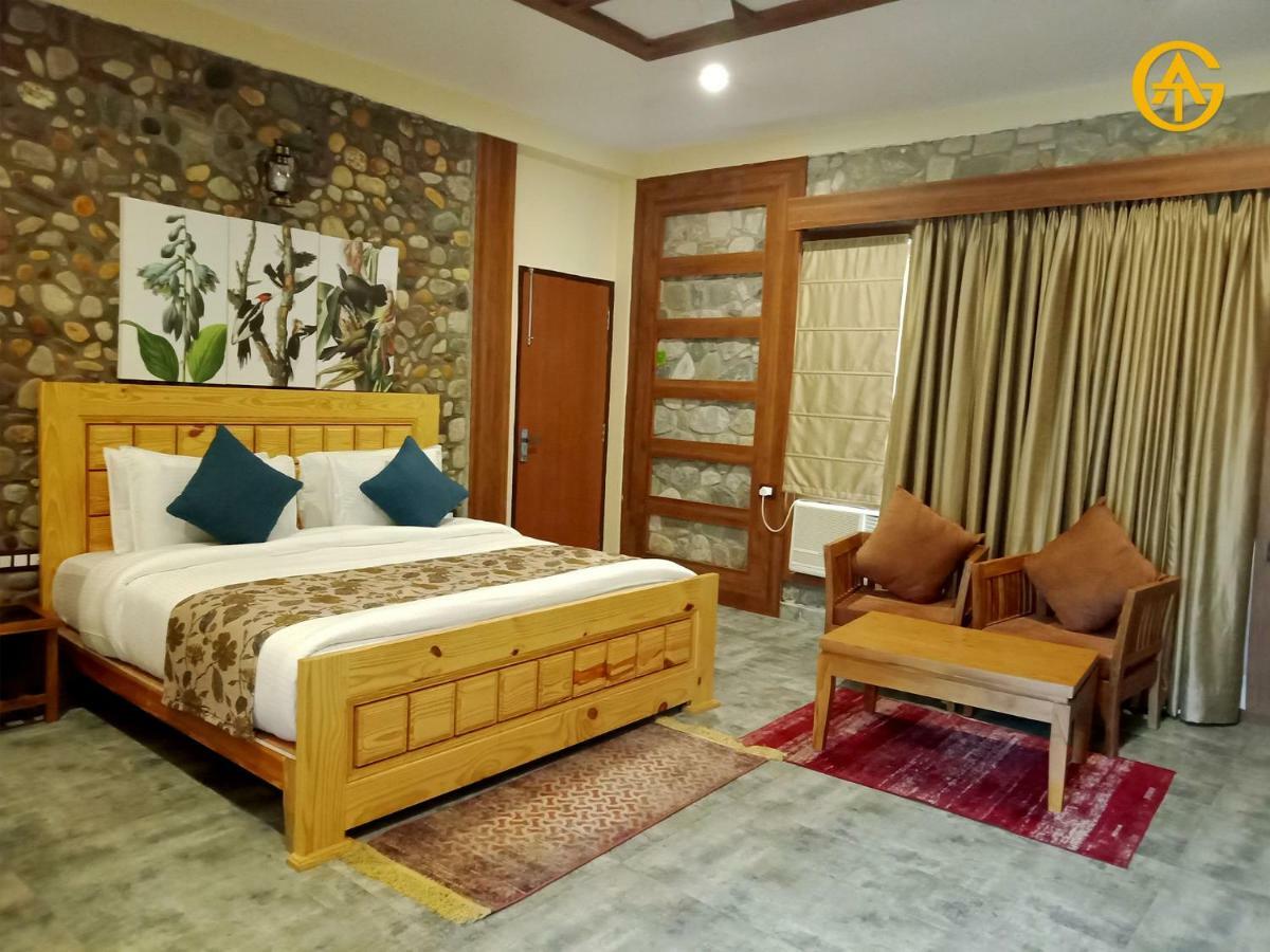 Tag Resorts The Banyan Retreat ラムナガル エクステリア 写真