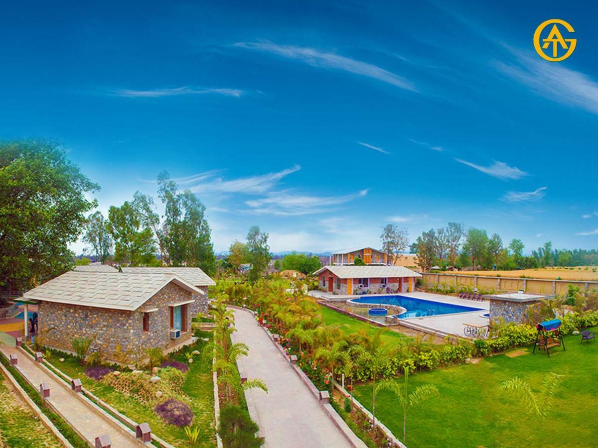 Tag Resorts The Banyan Retreat ラムナガル エクステリア 写真