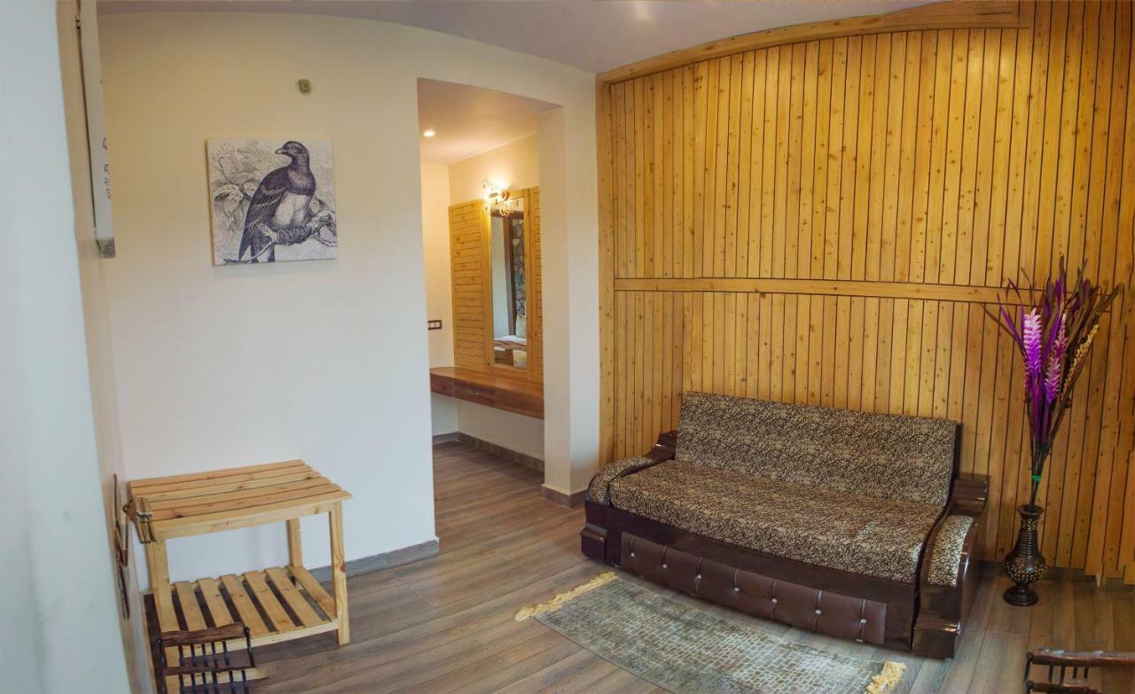 Tag Resorts The Banyan Retreat ラムナガル エクステリア 写真