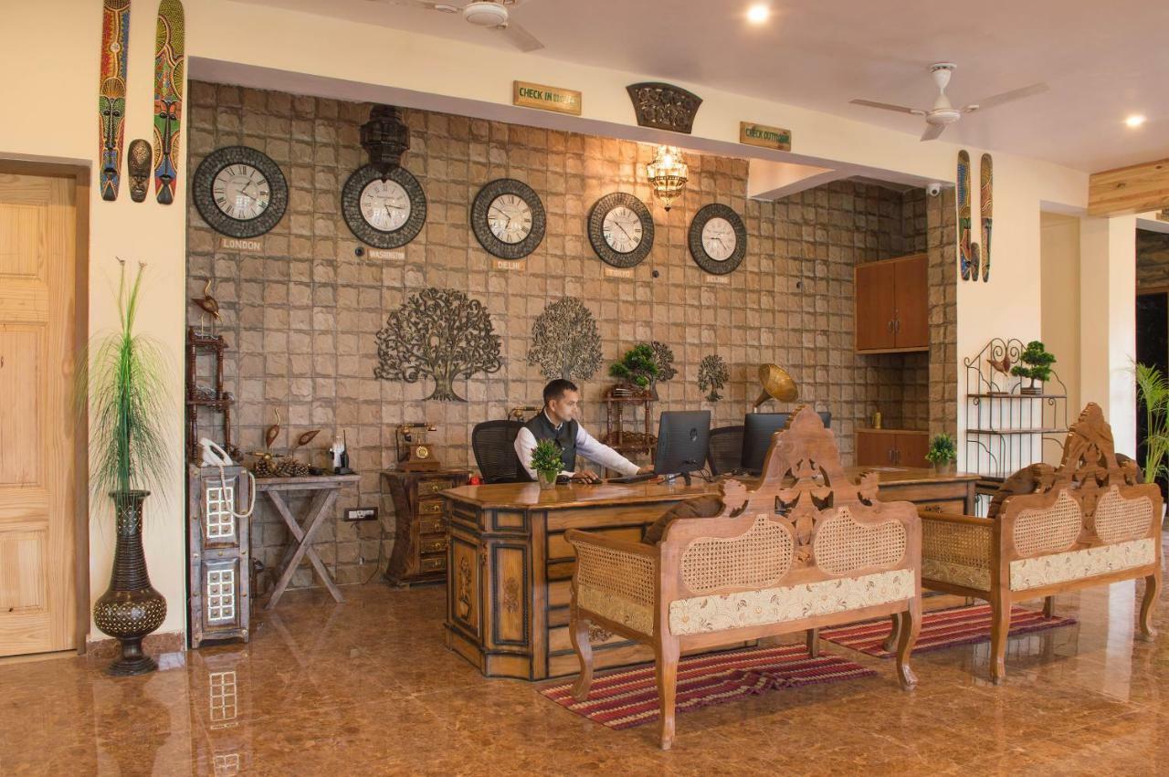Tag Resorts The Banyan Retreat ラムナガル エクステリア 写真